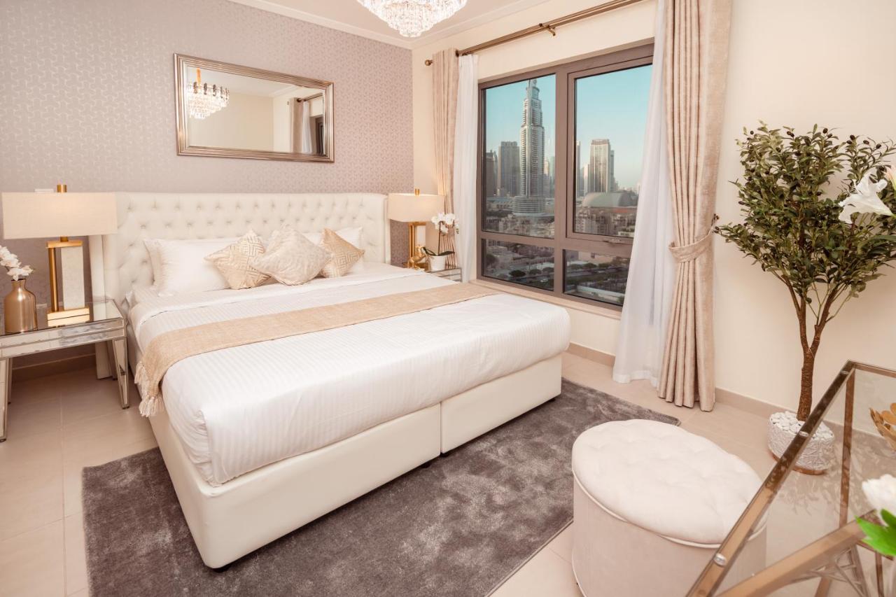 Elite Royal Apartment - Panoramic Full Burj Khalifa, Fountain & Skyline View - Baron ドバイ エクステリア 写真