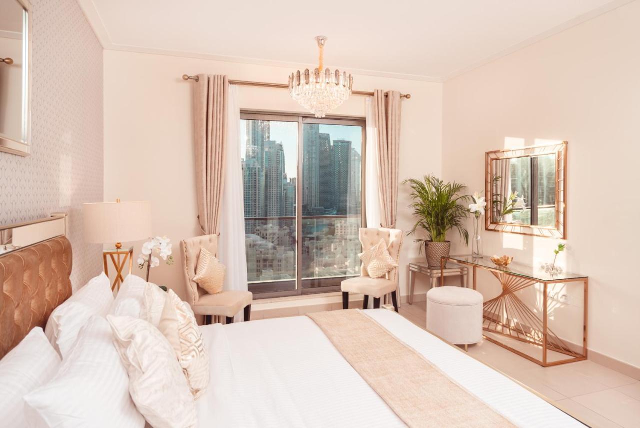Elite Royal Apartment - Panoramic Full Burj Khalifa, Fountain & Skyline View - Baron ドバイ エクステリア 写真
